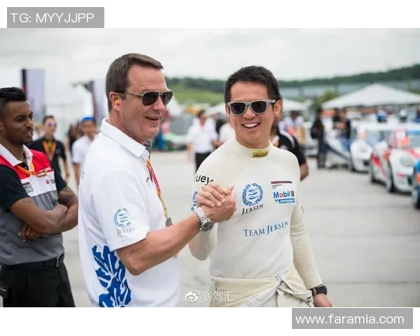 上海羽毛球队在世界锦标赛中的强势表现与未来展望分析 上海羽毛球队在世界锦标赛中的强势表现与未来展望分析