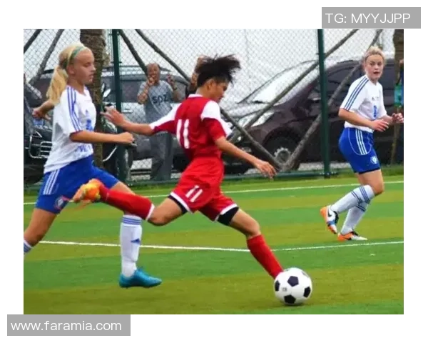 南京足球队在世界锦标赛中的比赛经验与表现分析